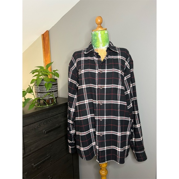 Flannel - Picture 1 of 2